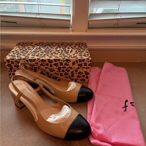 French Sole FS/NY Baton Heels. Camel leather slingback pumps black cap toe.